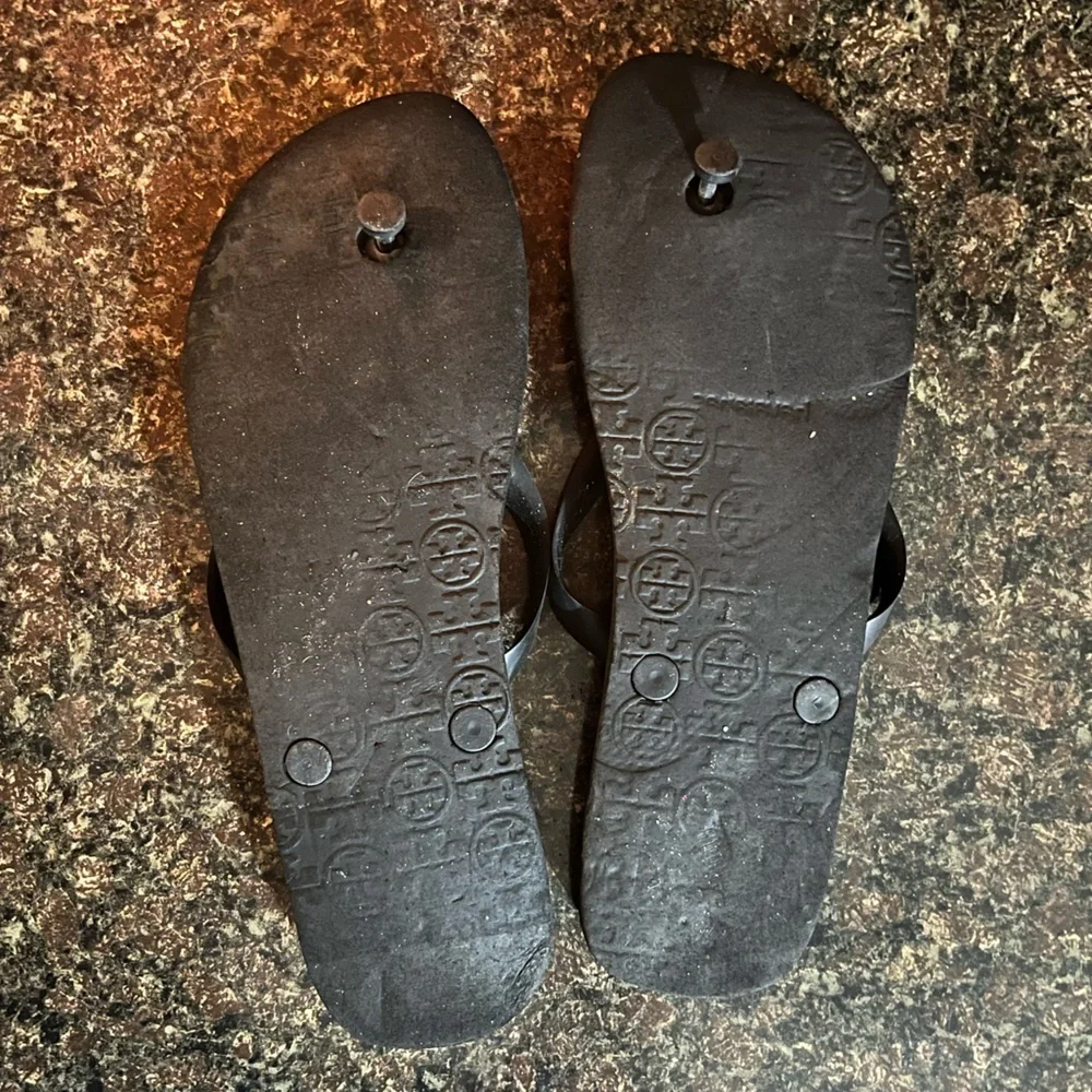 Tory Burch Distressed Chevron Flip Flops